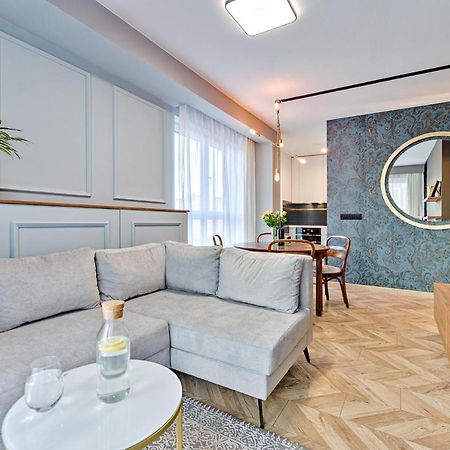 Aparthouse Fabryczna 우치 외부 사진